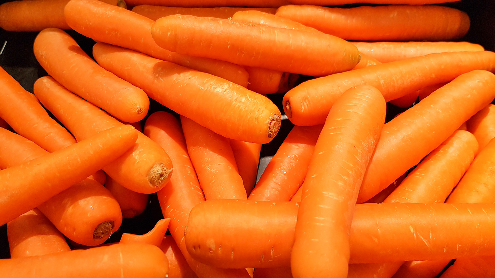 8 Wonderful Benefits And Uses Of Carrots